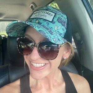 Meet your Posher, Keshia